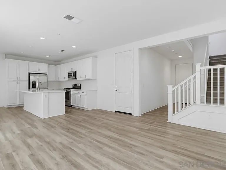 1041 Sea Glass Way — Photo 9
