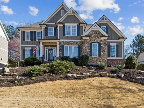 6072 Grand Loop Rd, Sugar Hill, GA 30518