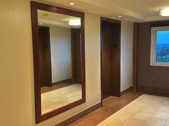 2nd image of 1121 University Blvd W APT 1318