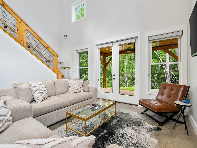1278 Academy Rd — Photo 11