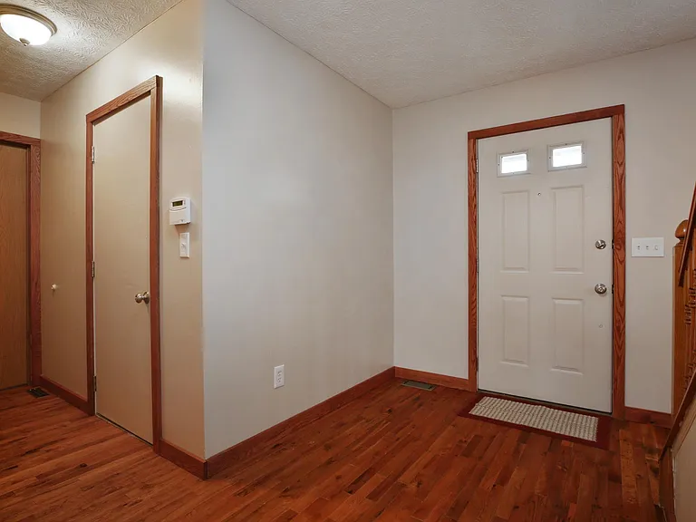 4344 Edgeley Ct — Photo 2