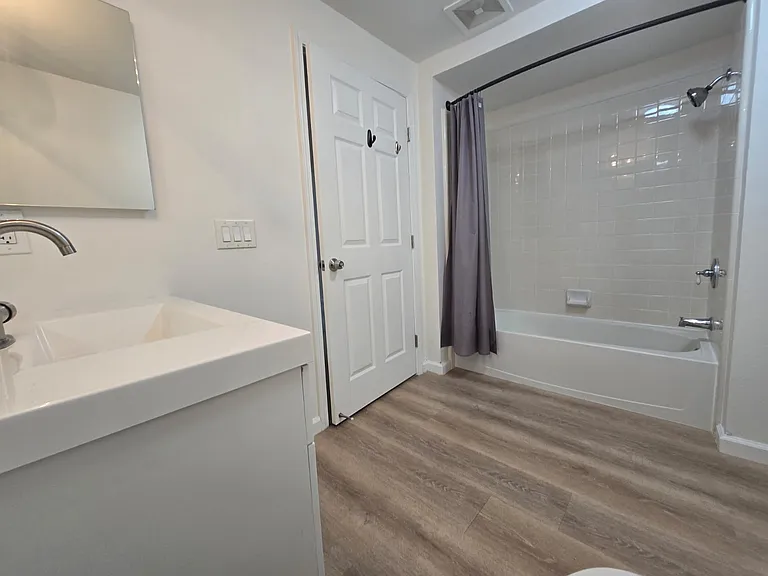 325 Swallowtail Ct — Photo 7