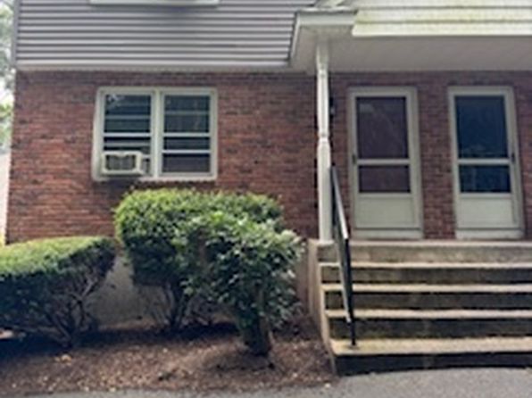 81 E Pattagansett Rd APT 60
