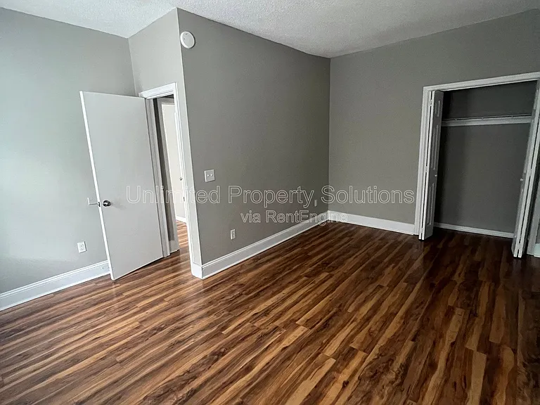 214 S 13th St #B — Photo 14