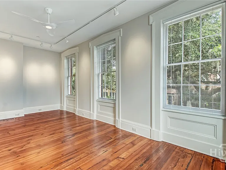31 E Jones St #3 — Photo 14