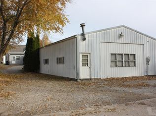 1105 Washington St, Pella, IA 50219