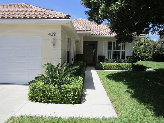 2nd image of 429 Kelsey Park Dr #1