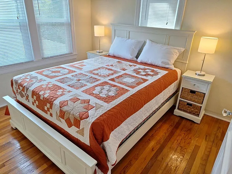 219 15th Ave N #219.5 — Photo 8