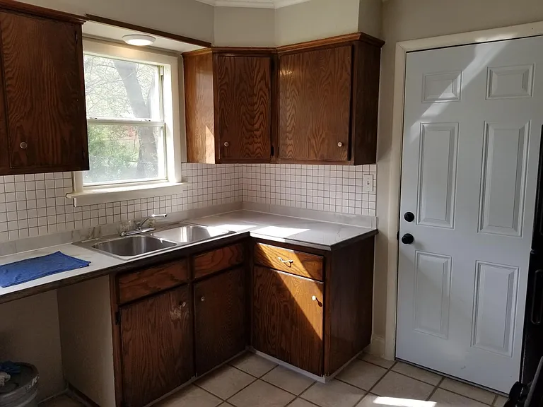 3230 S Joplin Ave — Photo 10