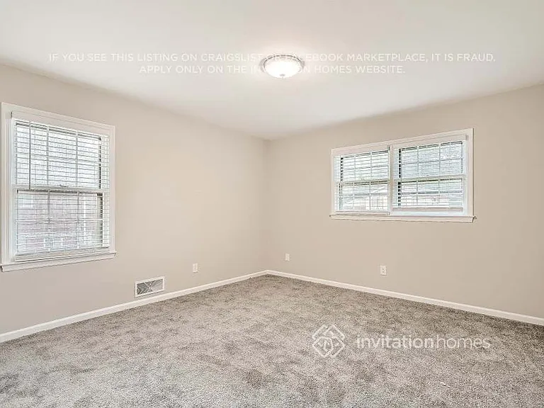 2360 Sandgate Rd — Photo 9
