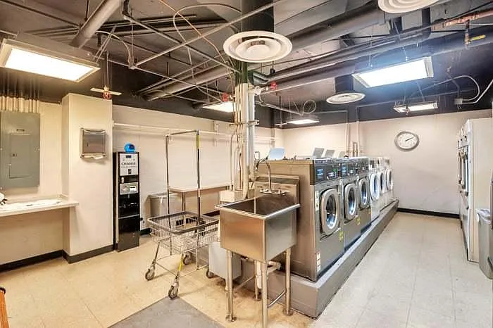 207 W Clarendon Ave #20D — Photo 35