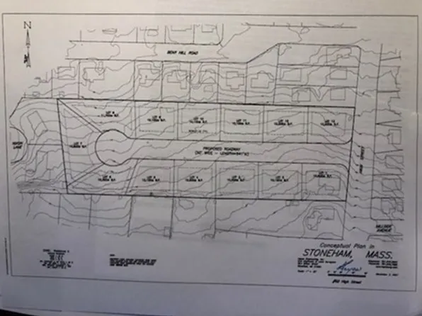 62 High St, Stoneham, MA 02180