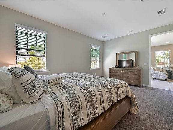 4th image of 26111 Palace Ln Unit 202