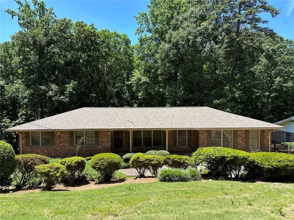 2258 Greencrest Dr NE, Atlanta, GA 30345