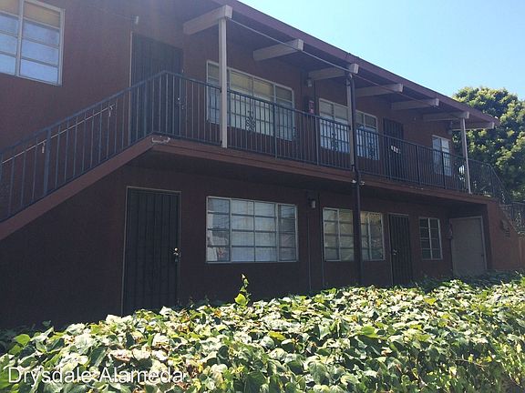5th image of 2043 Buena Vista Ave Unit D