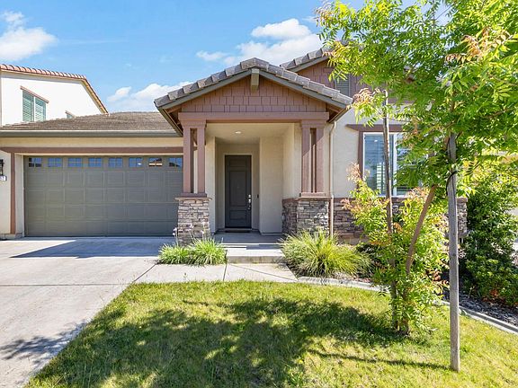 5th image of 4657 S Hills Dr