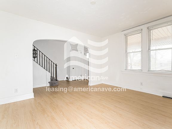 3-Living Room