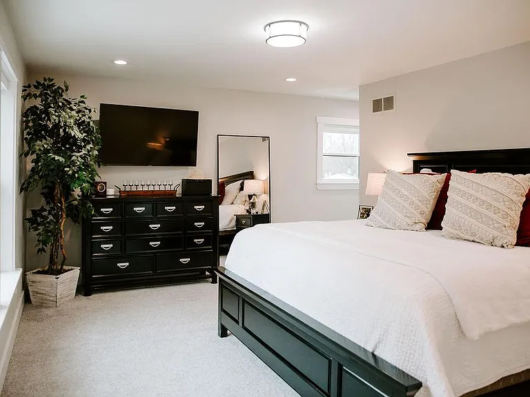 973 Allen Dr — Photo 17