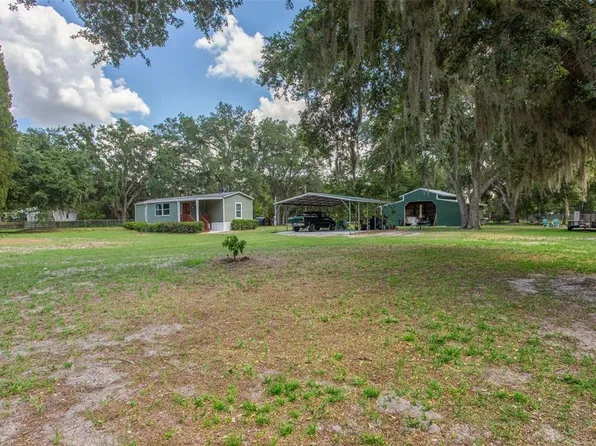 5603 Joyce Sheffield Ln, Plant City, FL 33565