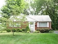 1734 Millerwood Dr photo 1