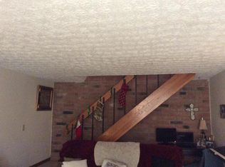 2504 Burgandy Ln, Columbus, OH 43232