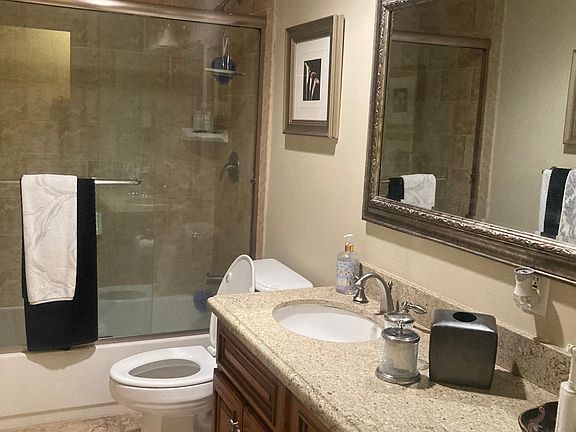 4th image of 357 Ala Wai Blvd APT 203