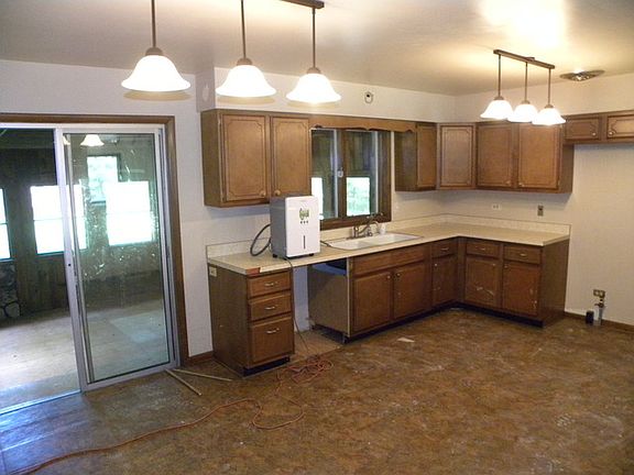 3rd image of 26290 W Boesch Pl