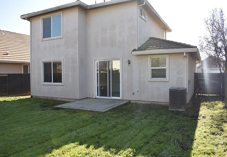455 Beckman Way — Photo 30