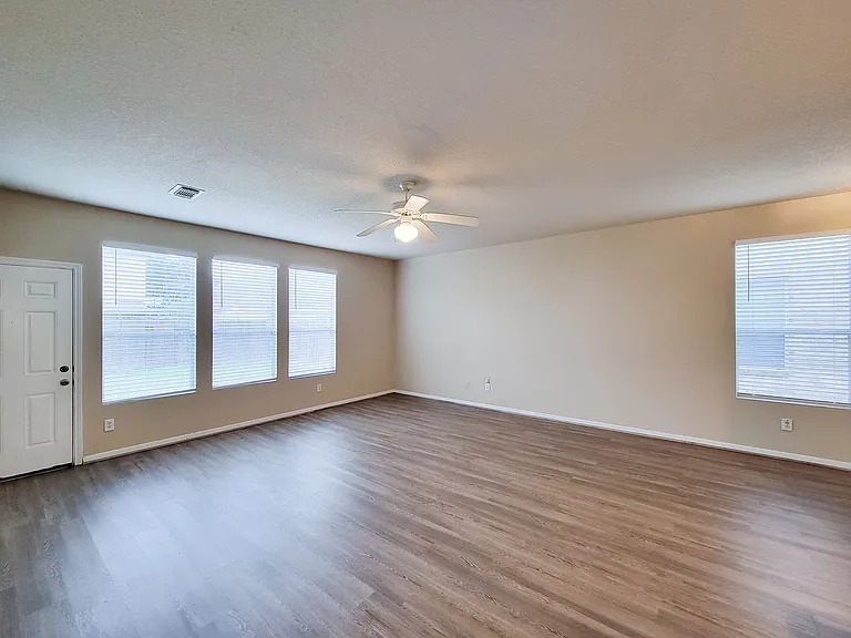 19338 Harvest Stream Way — Photo 10