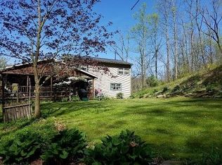 2661 Savannah Rd, New Castle, PA 16101