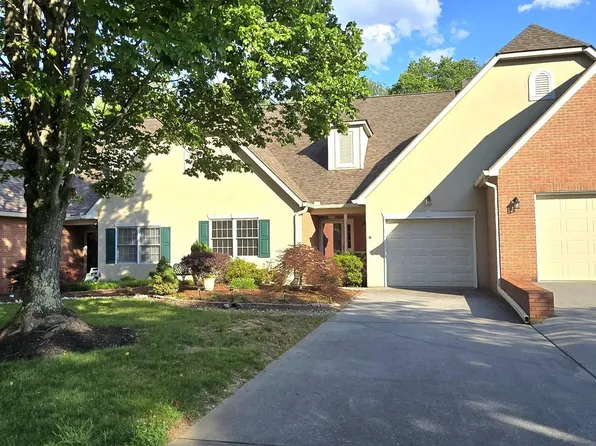 375 Paine Lake Dr, Sevierville, TN 37862