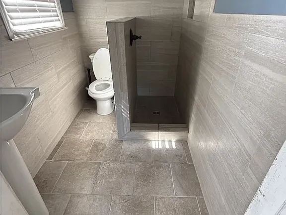 3 bed, 1600 sqft, $1,950 — Photo 2