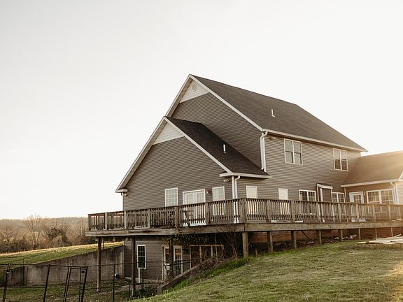 3rd image of 10292 Mill Road