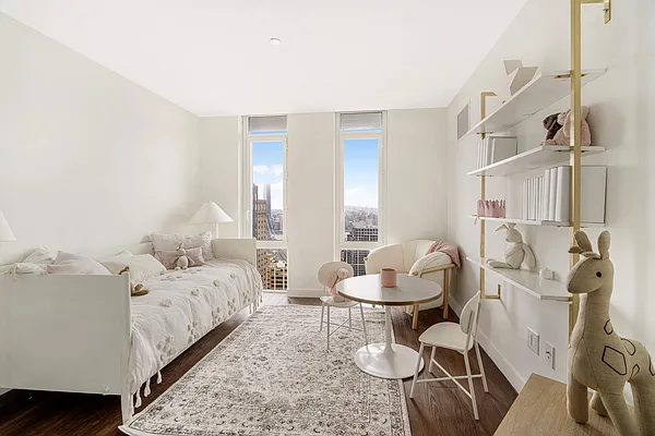 Rented by Compass | media 20