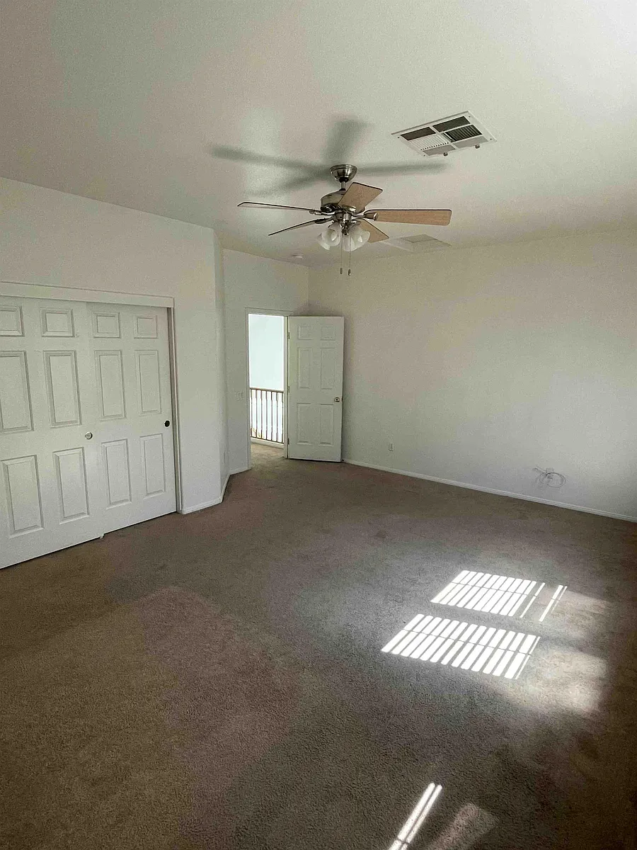 Building Photo - 8609 Highland View Ave