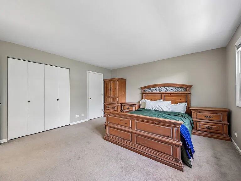 1111 Sara Ln — Photo 36