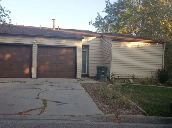 1042 Teton Cir, Gillette, WY 82716
