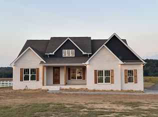 285 Aplin Branch Rd, Cottontown, TN 37048