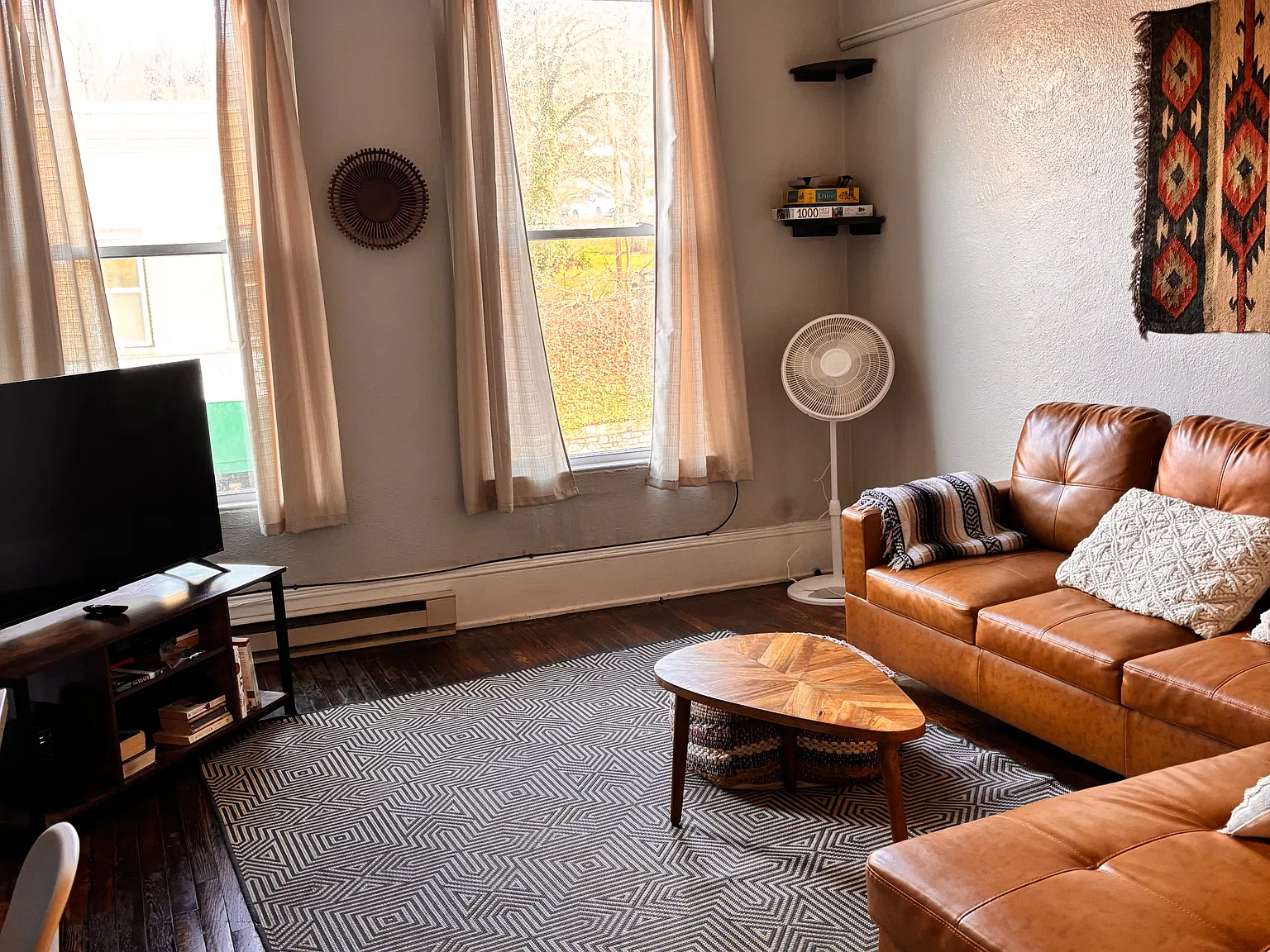 1 bed, 825 sqft, $1,500 — Photo 1