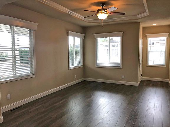 3rd image of 1225 Vienna Dr #607