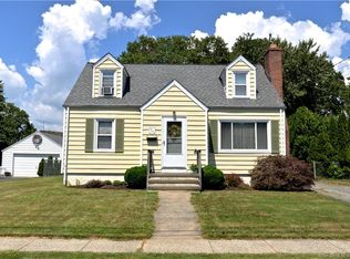 118 Winter St, Stratford, CT 06614