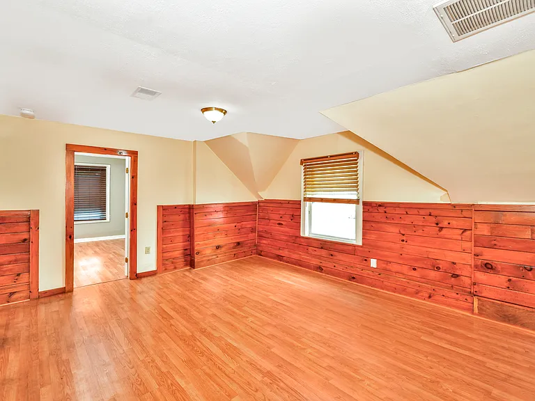 10 Milton St #2 — Photo 6