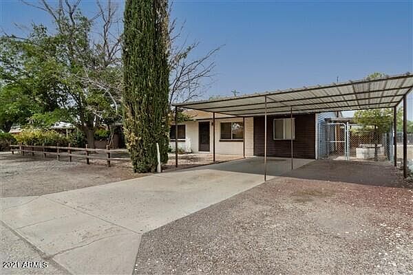 1st image of 710 N Mesa Ave