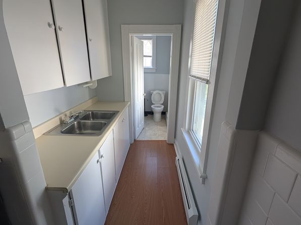 90 High St #1B