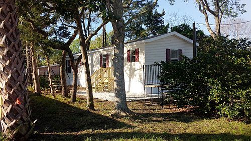 1st image of 621 Sands Dr
