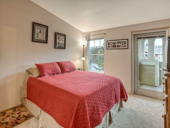 4th image of 7711 NE 175th St #303
