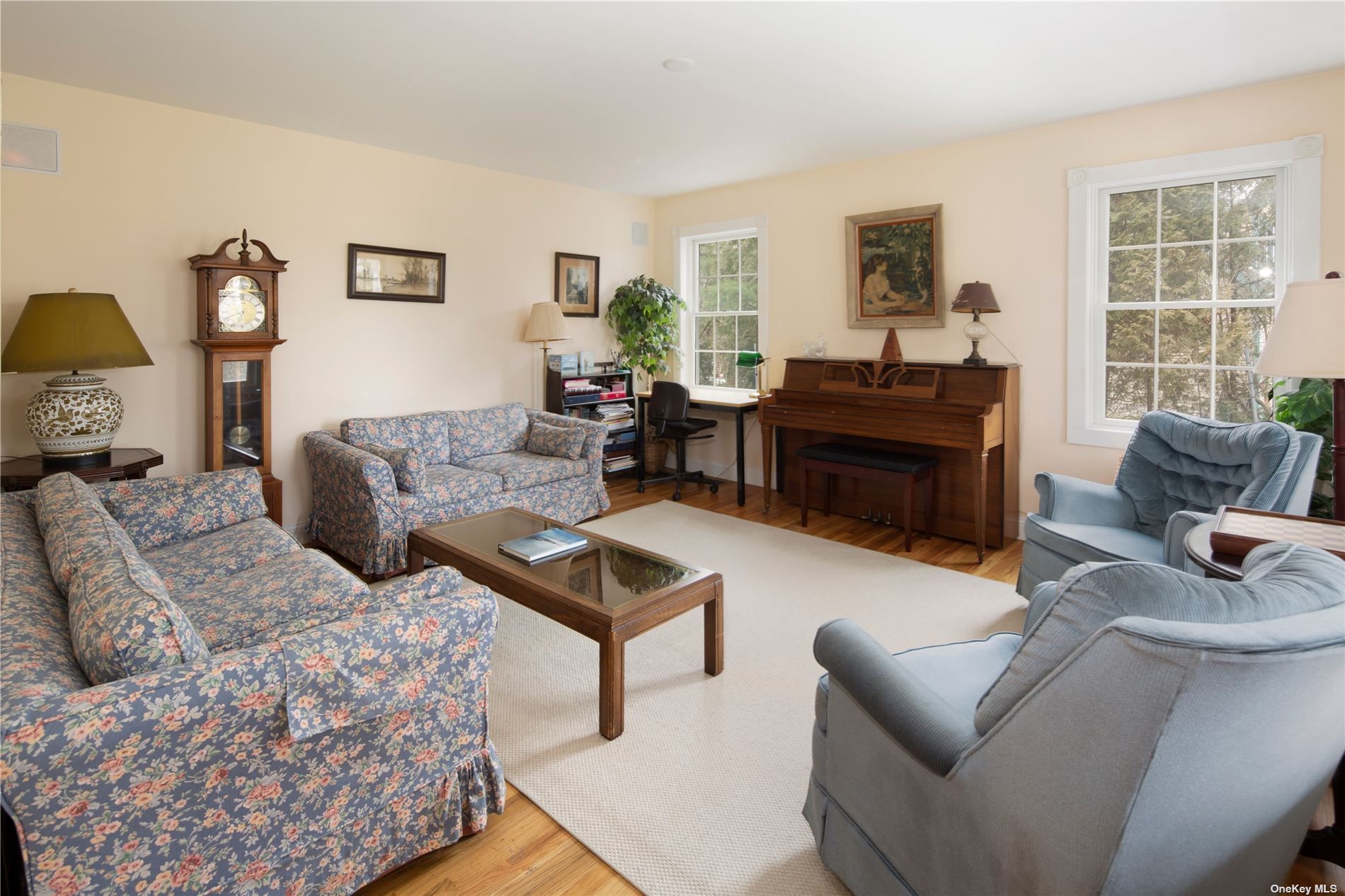 148 Big Fresh Pond Rd, Southampton, NY 11968 Out East