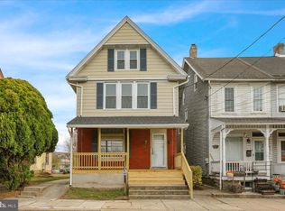 118 W Washington St, Fleetwood, PA 19522