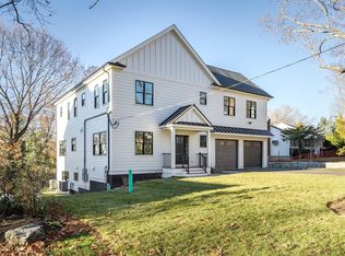 24 Deering Ave, Lexington, MA 02421