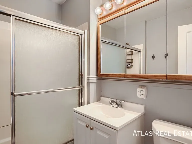 1811 14th Ave #1 — Photo 11